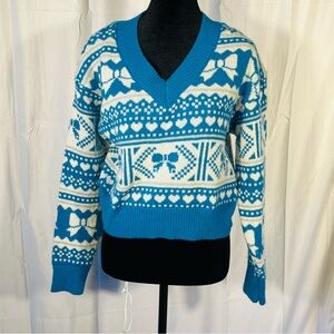 Sold Poof! V-Neck Nordic Style Sweater in Blue and White